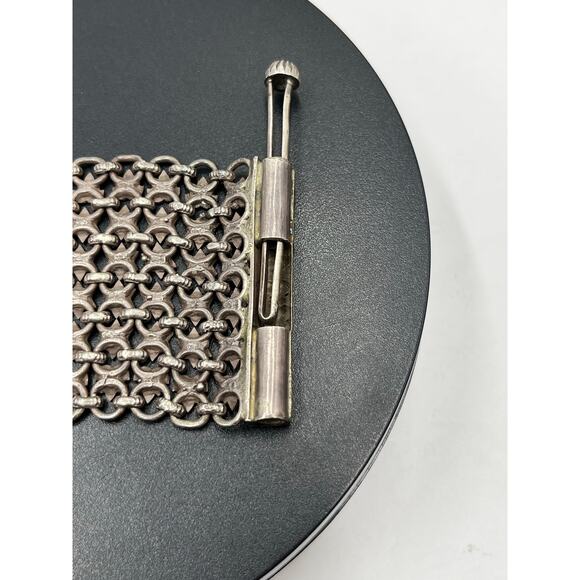 Vintage Wide Sterling Silver Chainmail Mesh 115g Ornate Clasp Statement Bracelet - Picture 4 of 15